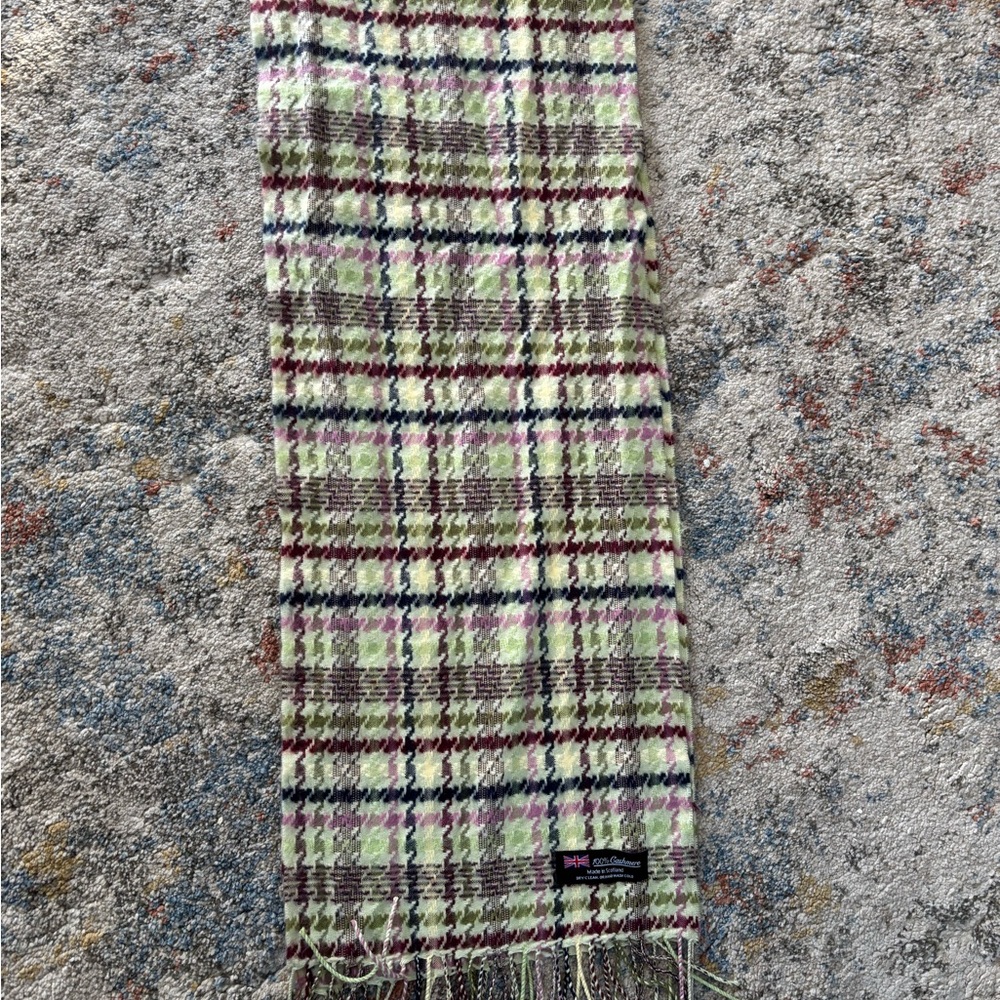 Johnstons of Elgin Cashmere Plaid Scarf